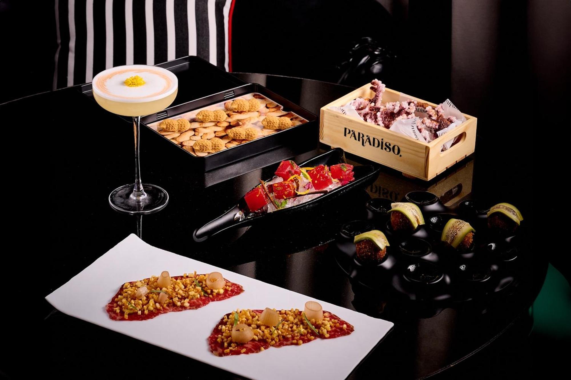 מלון דובאי Five Luxe מראה חיצוני תמונה Paradiso cocktail and tapas
