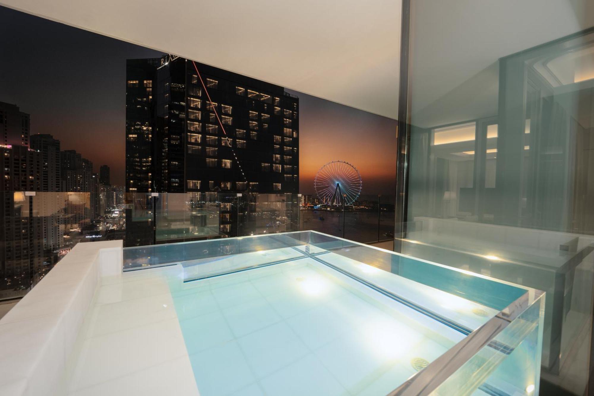 מלון דובאי Five Luxe מראה חיצוני תמונה Sky Pool