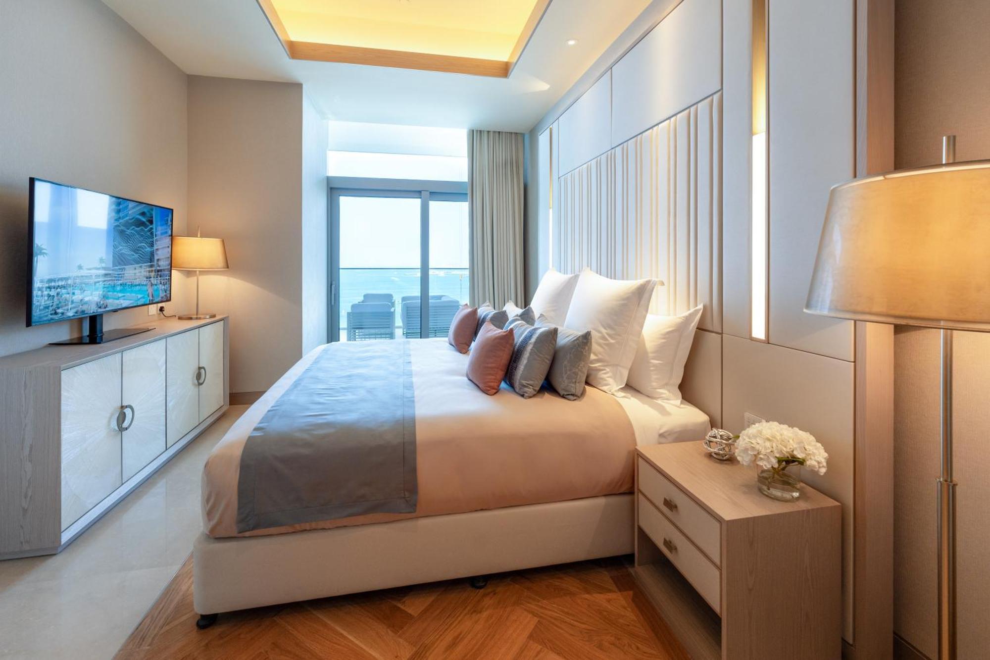 מלון דובאי Five Luxe מראה חיצוני תמונה A bedroom at the hotel