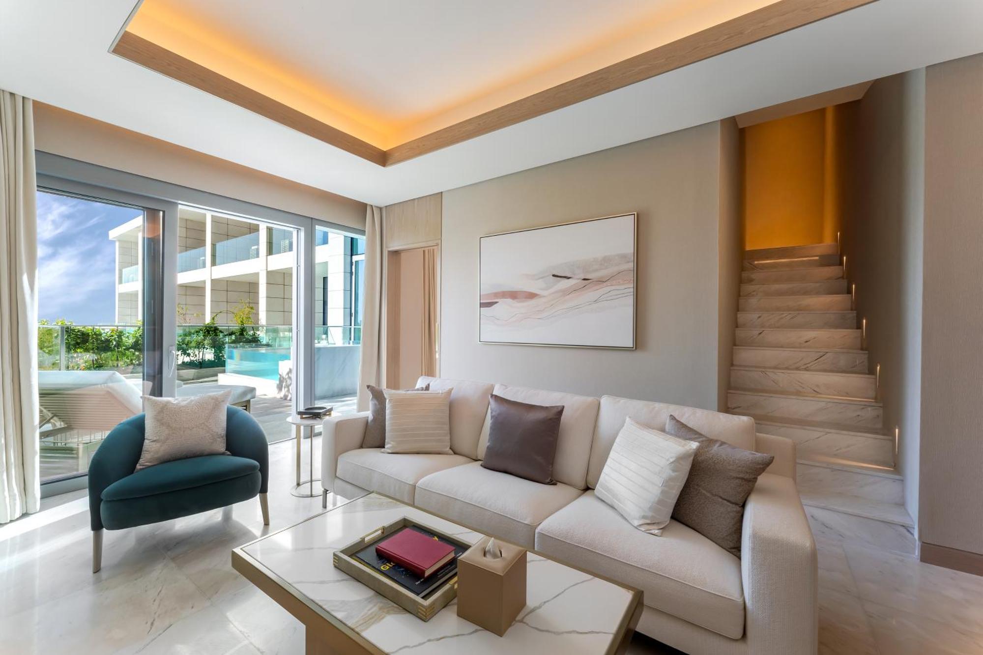 מלון דובאי Five Luxe מראה חיצוני תמונה Living room